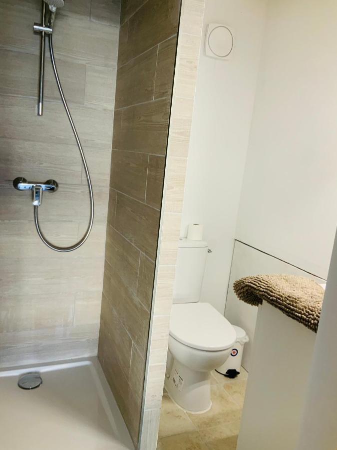 Chez Nous Otel Mérindol Dış mekan fotoğraf