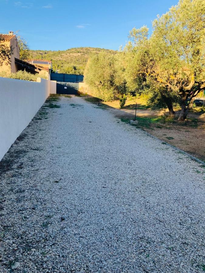 Chez Nous Otel Mérindol Dış mekan fotoğraf