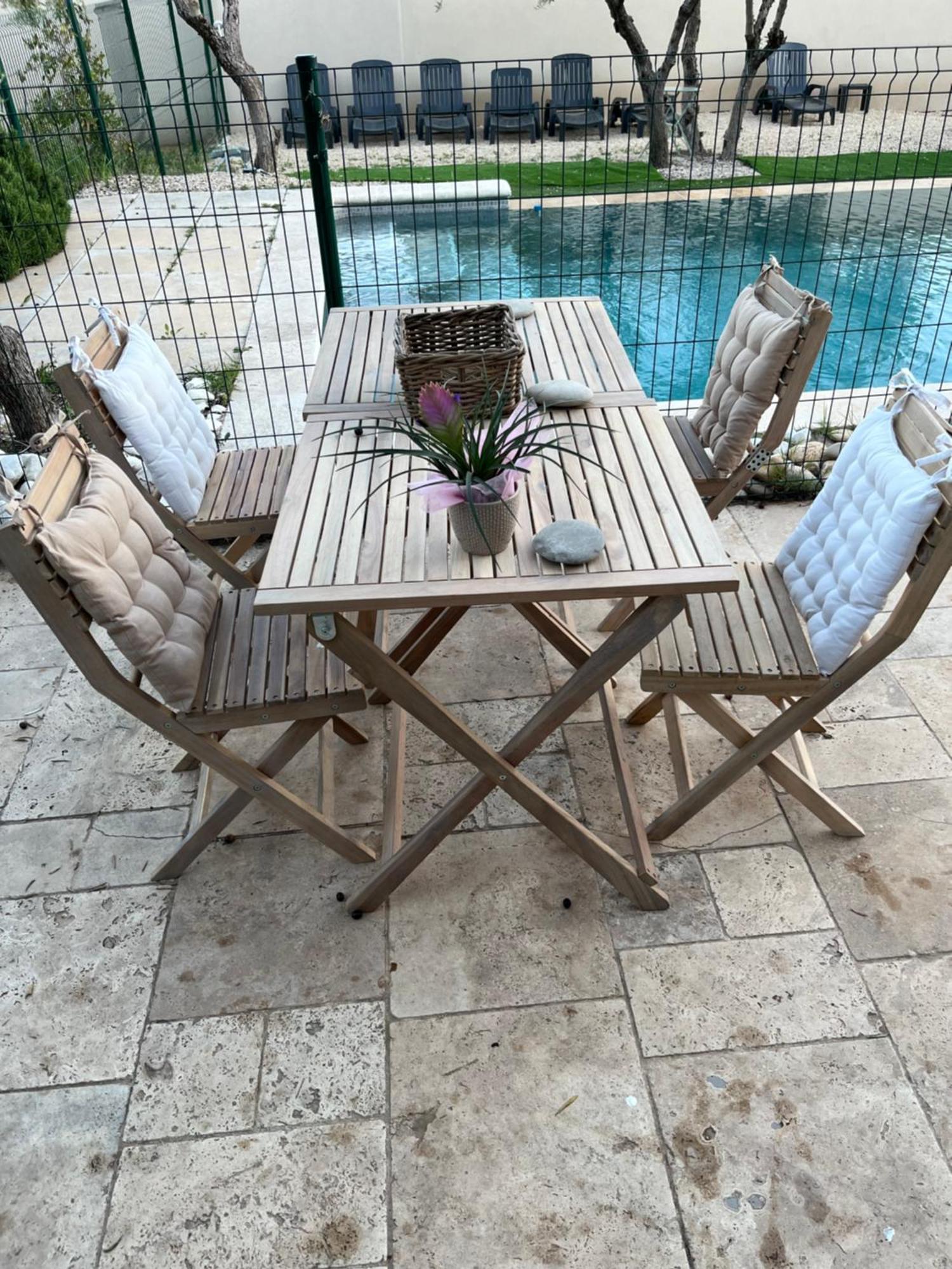 Chez Nous Otel Mérindol Dış mekan fotoğraf